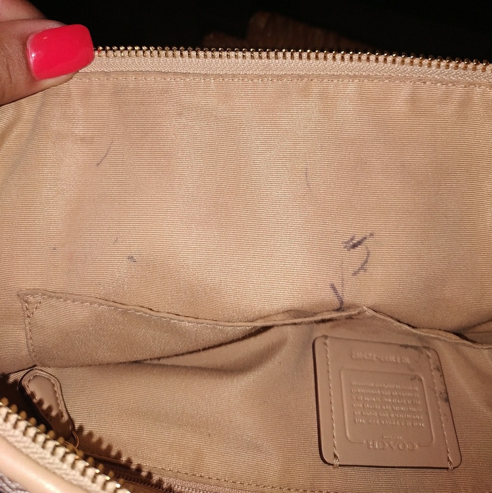 Coach Purse! - Picture 7 of 7